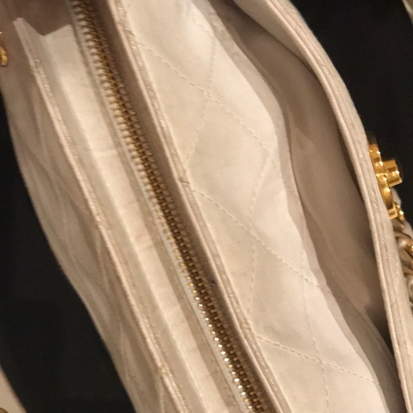 🌸🌸CHANEL BAG🌸🌸 - Picture 7 of 8